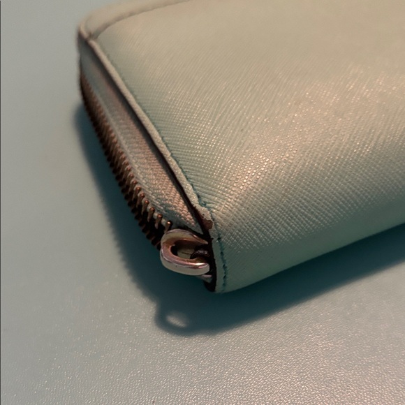 Kate Spade Aqua Wallet - Picture 4 of 7